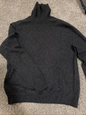 Women’s Country Shop 100% Charcoal Cashmere Turtleneck Sweater Size Medium